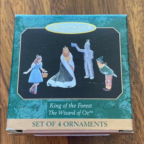 Hallmark Ornament Wizard of Oz King of the Forest Miniature Set of 4 QXM4262 Vtg - Picture 1 of 2